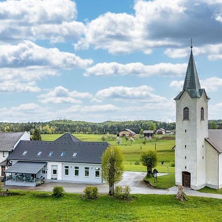 Apartma Sveti Duh Nova Vas  Luaran gambar
