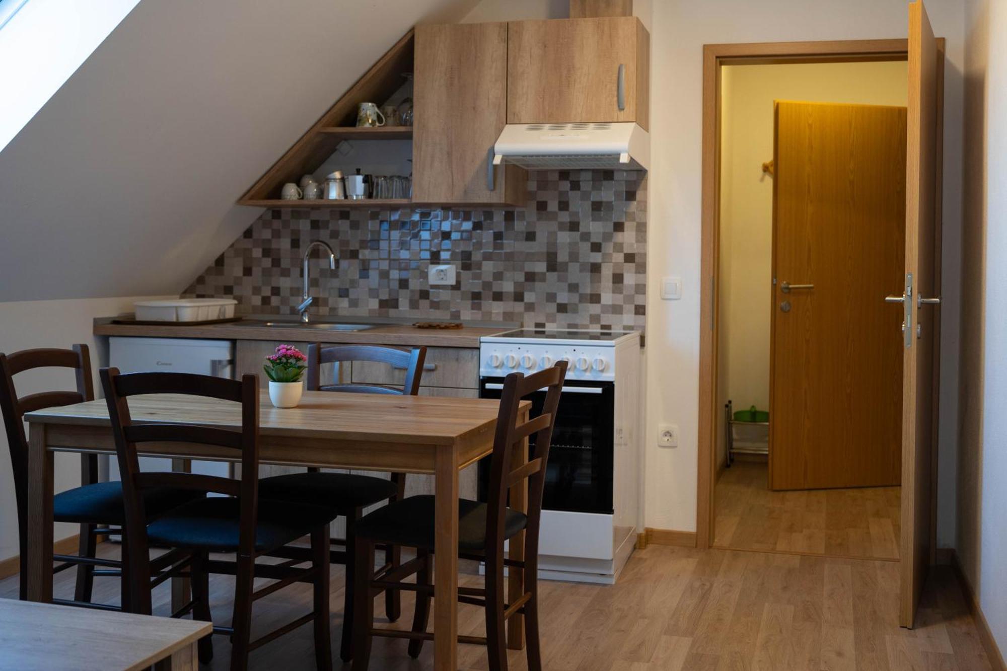 Apartma Sveti Duh Nova Vas  Bilik gambar